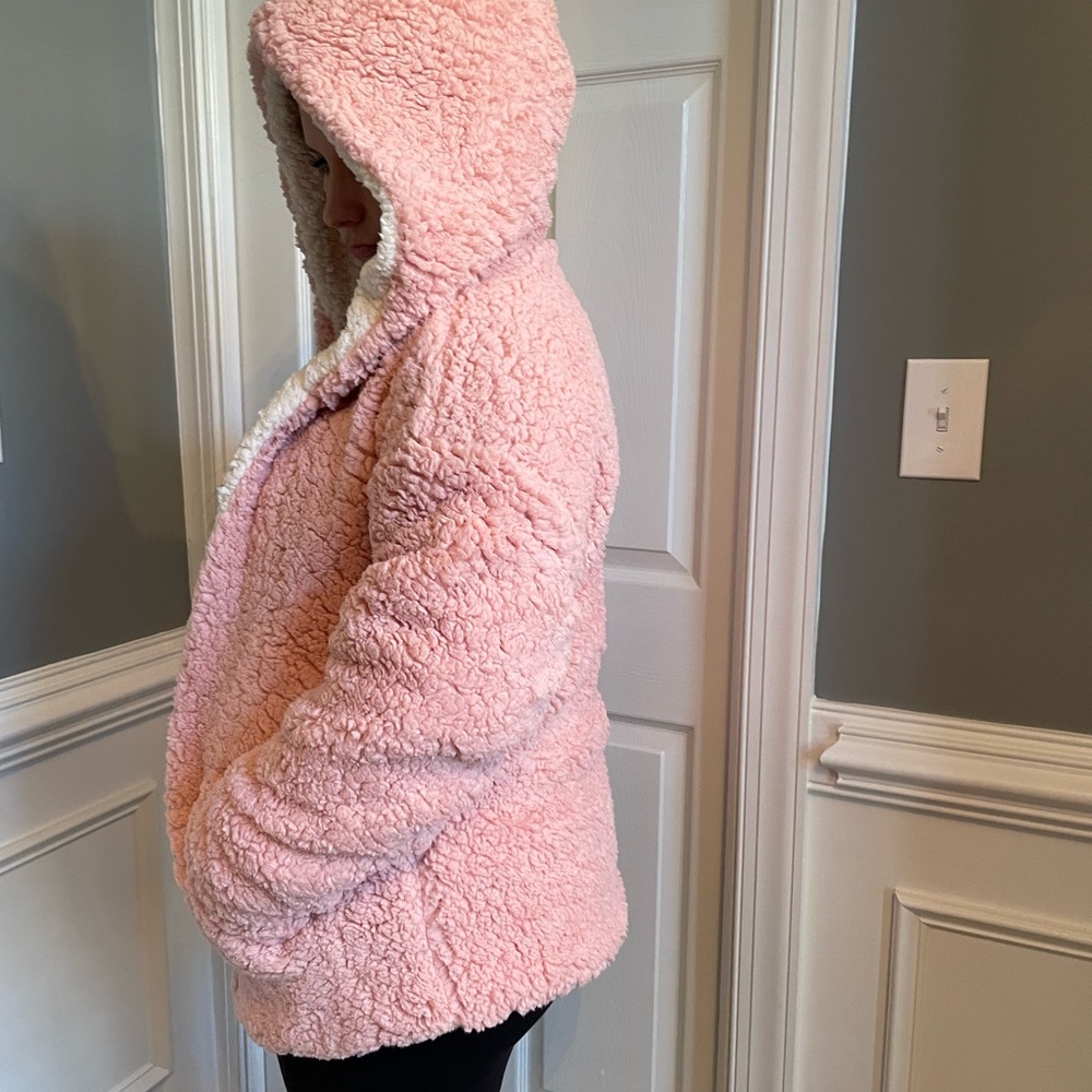 REVERSIBLE Fluffy Teddy Pink and Ivory Jacket - Picture 4 of 8